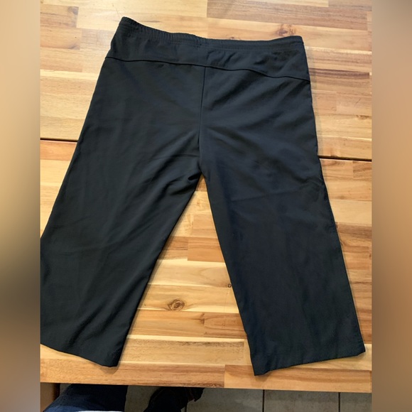 Women’s Nike Capri style , size M - Picture 4 of 9